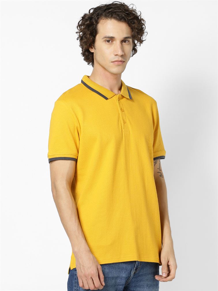 Celio Men Casual Wear Yellow T-shirt