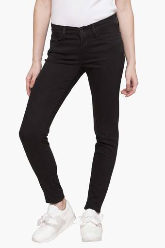 Levis Women Solid Casual Wear Jeans