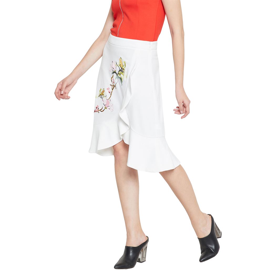 Madame Women Casual Wear White Tulip Skirt