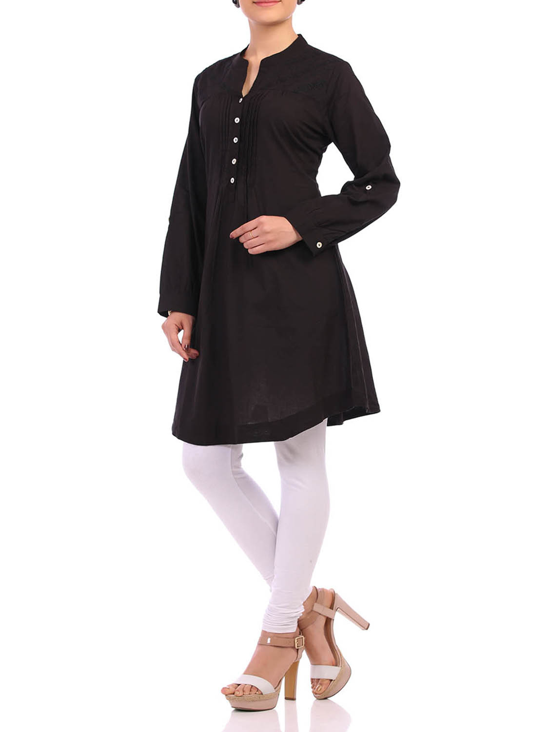 Rangriti Women Casual Wear Solid Kurta