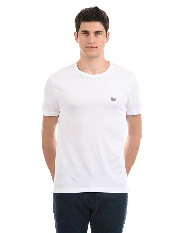 Tommy Hilfiger Men Casual Wear White T-Shirt