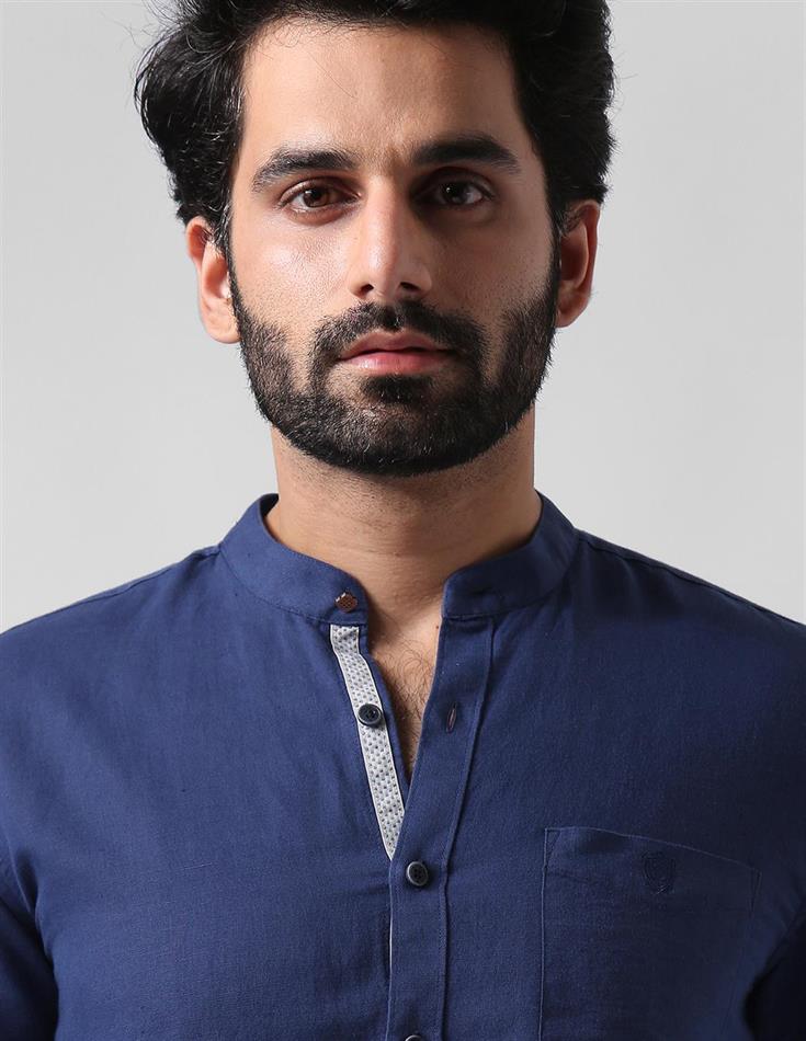 True Blue Men Casual Wear Solid Shirt